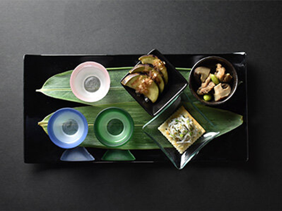 日本酒3種とお料理のセット