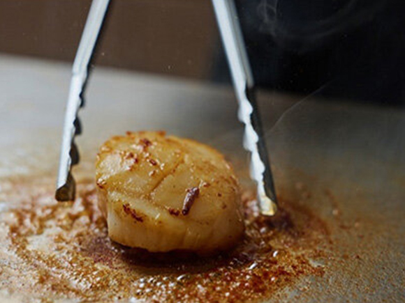 朝食で提供するホタテのバター焼き（イメージ）