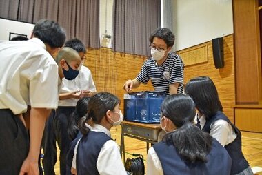 墨田区と連携、いのちと環境について学ぶ「メダカの学校」プロジェクト本日始動！旧校舎の解体工事からメダカを保護、小中学校で授業を実施