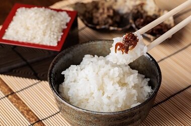 日本の棚田百選の一つ「内成棚田（別府市）」で栽培されたお米が、ビュッフェレストランに1月18日より期間限定で登場